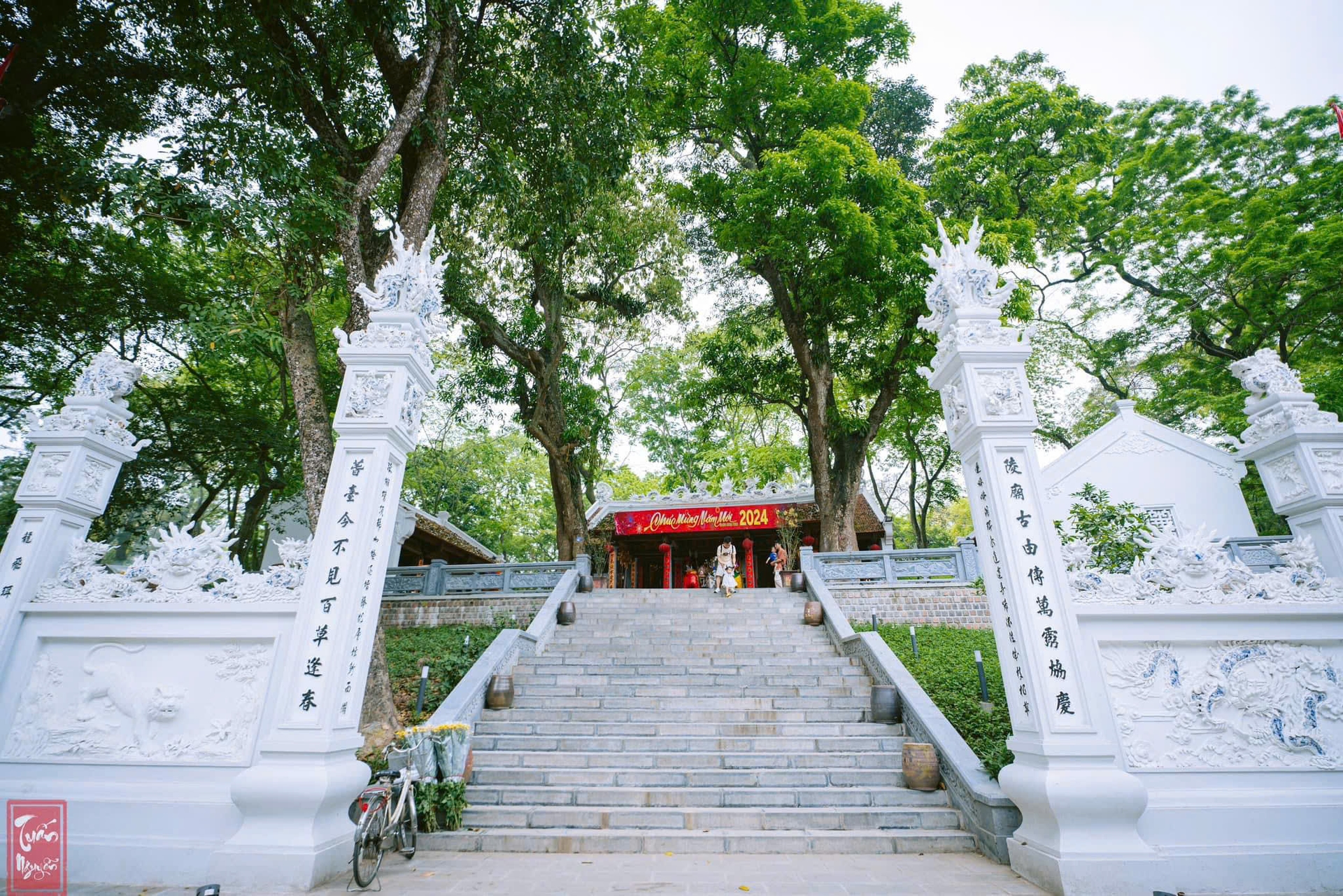 ảnh toàn cảnh Đền Núi Sưa