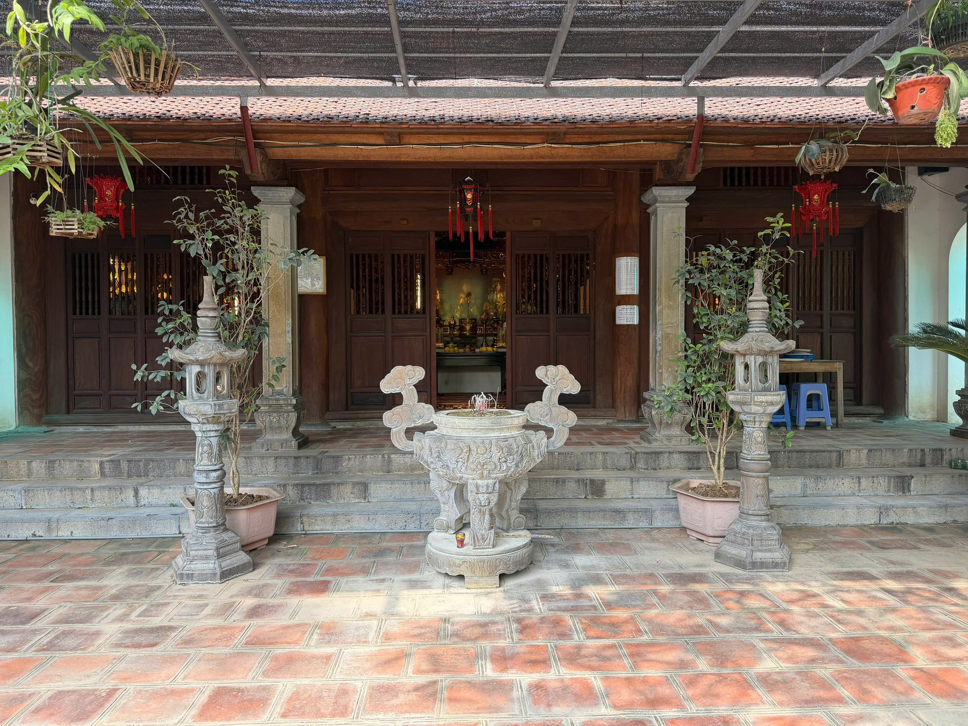 ảnh toàn cảnh Đền Cát Triệu